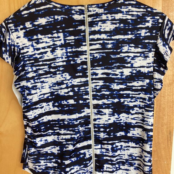 Cute patterned Zara top - Picture 2 of 3